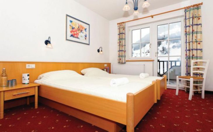 Chalet Tirolerhaus, St Anton, Bedroom